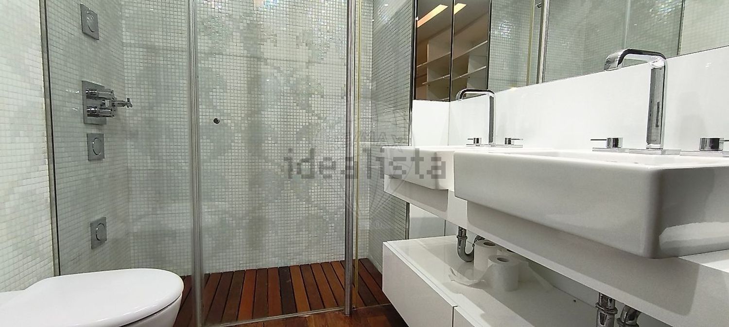 公寓 t3出售在Avenida Dom Nuno Álvares Pereira - 卫生间