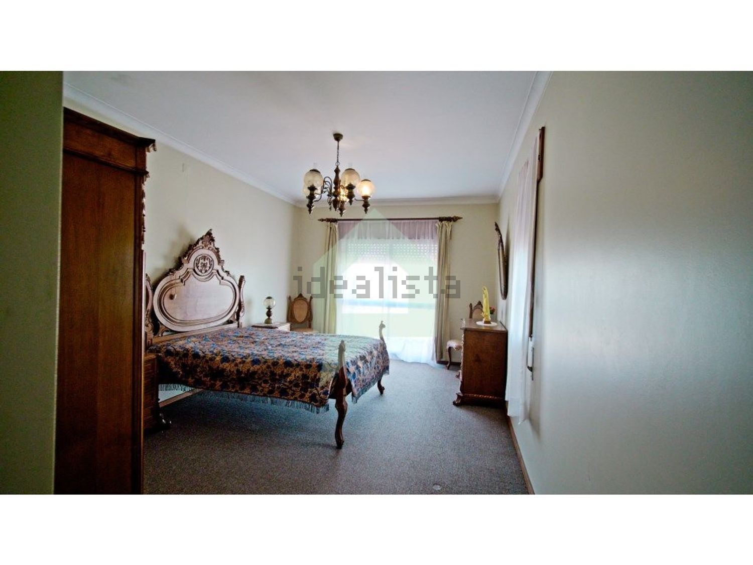 小楼房或独栋别墅出售在Arcozelo - 卧室