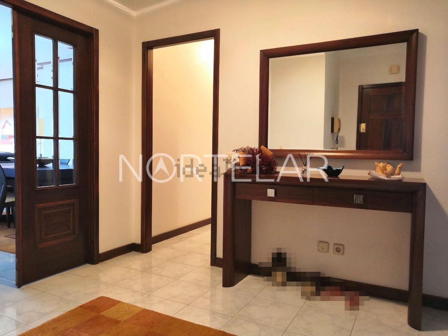 出租公寓 t3在Avenida Repatriamento dos Poveiros, 76 - 前厅