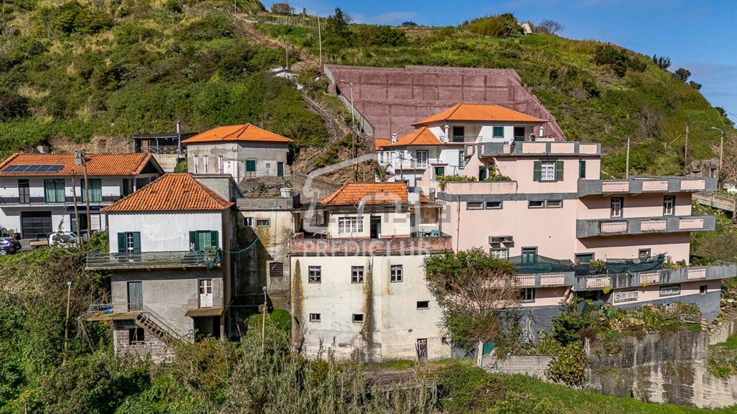 小楼房或别墅出售在Machico - 外立面