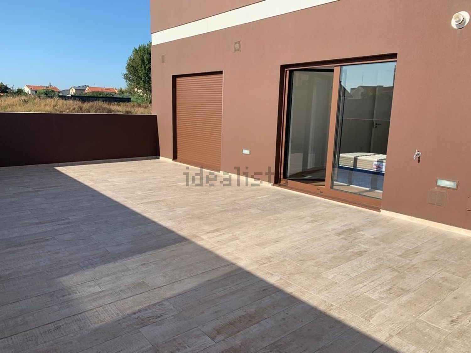 出租公寓 t3在 Avenue Infante Dom Henrique, 59 - 院子