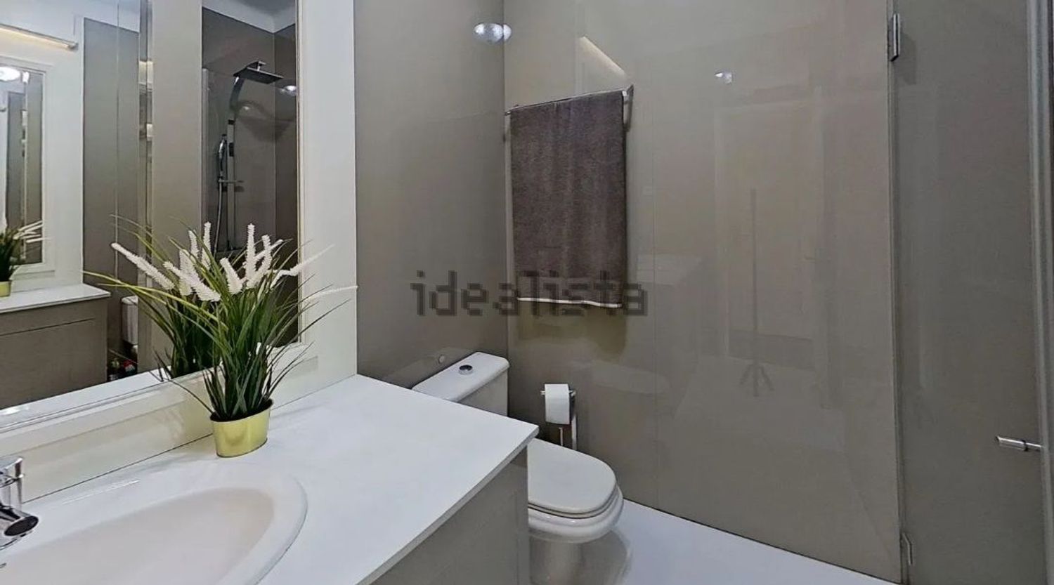 联排别墅出售在Avenida São Gonçalo s/n - 卫生间