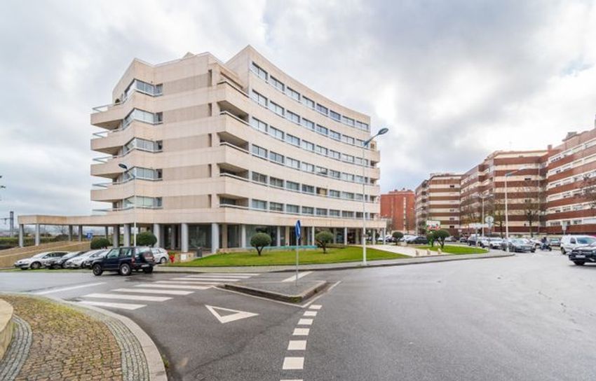 公寓 t2出售在Rua Olivença, 74