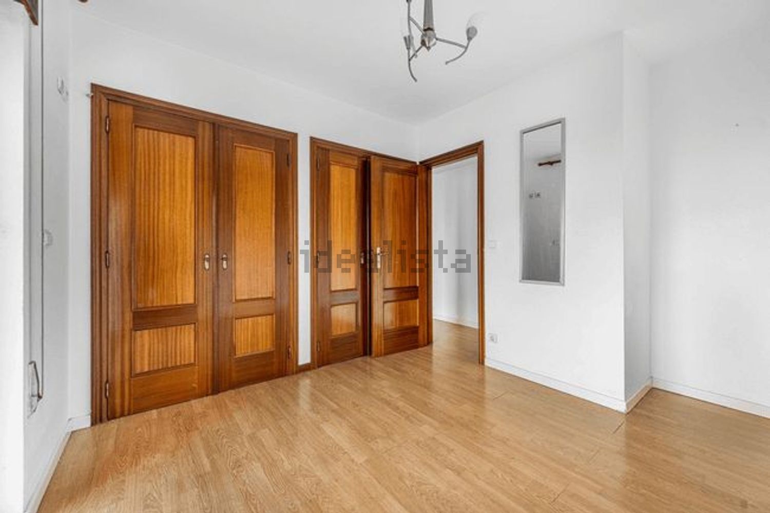 公寓 t1出售在Praça do Bocage - 卧室