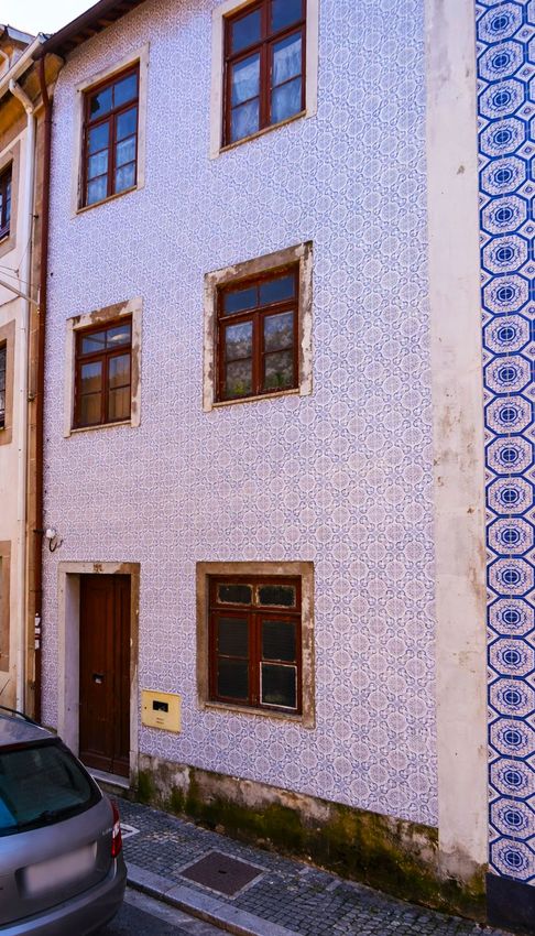 小楼房或独栋别墅出售在Rua de Miguel Ângelo, 125