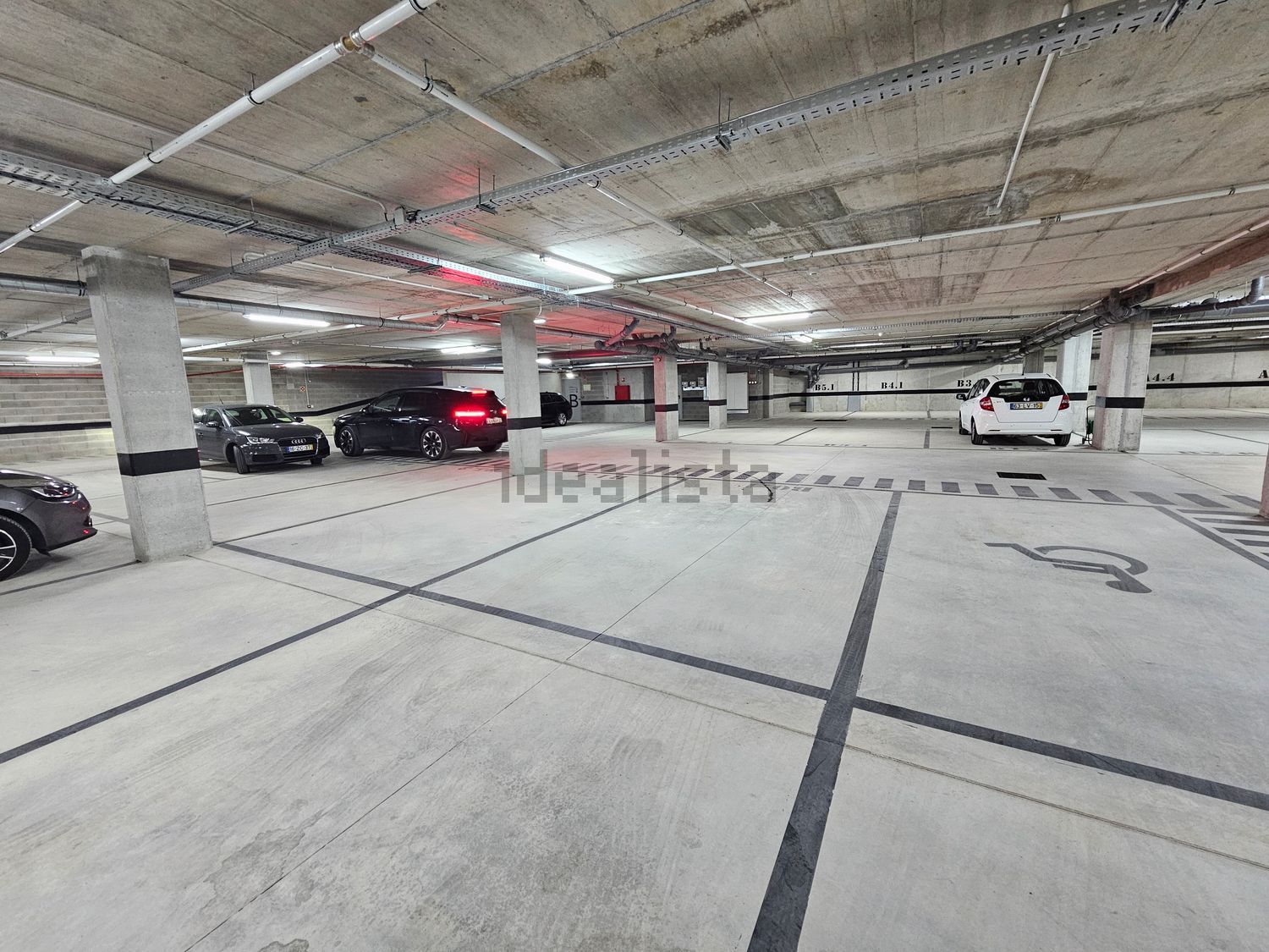公寓 t2出售在Rua Antero Quental s/n - 停车位