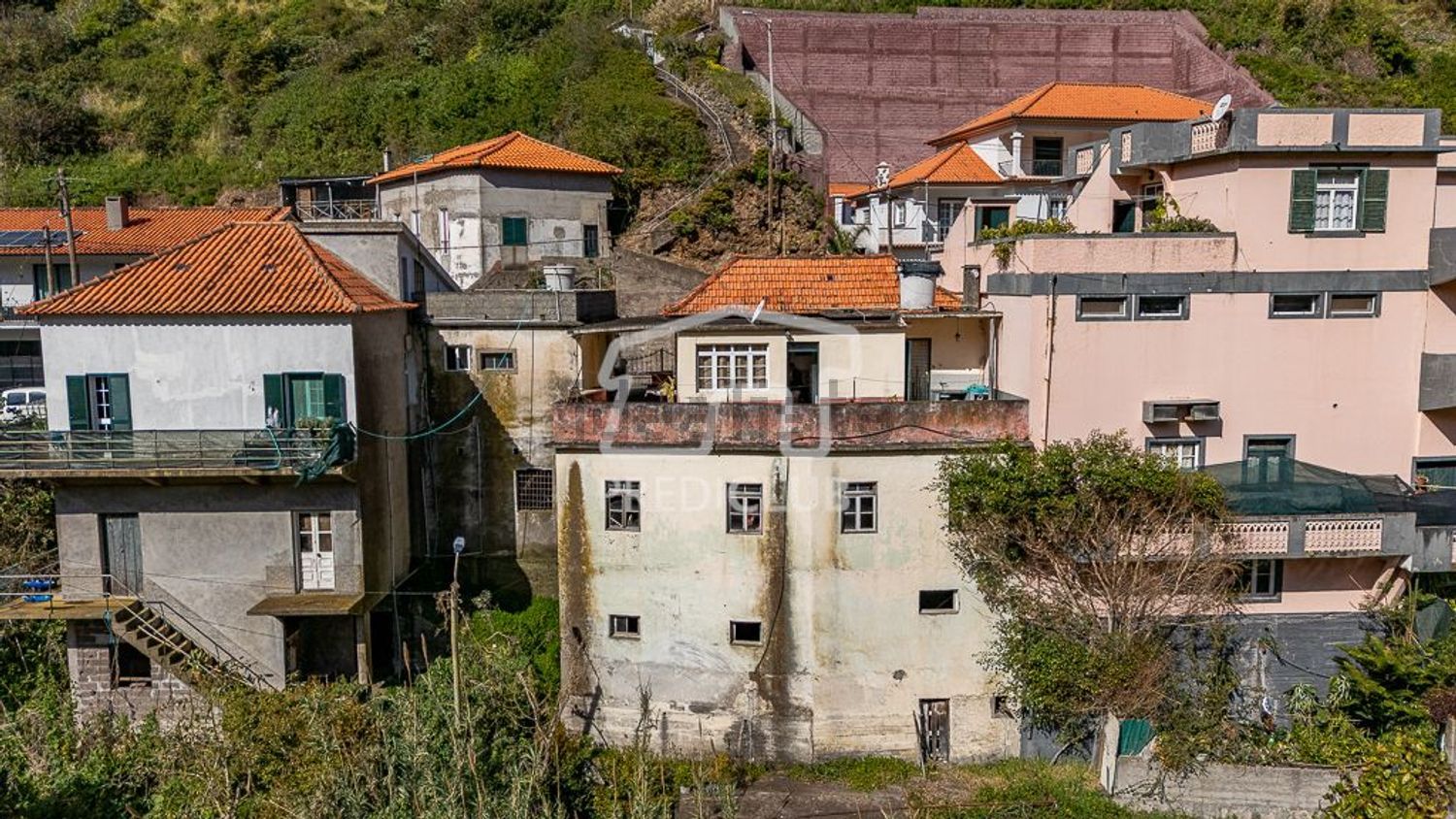 小楼房或别墅出售在Machico - 外立面