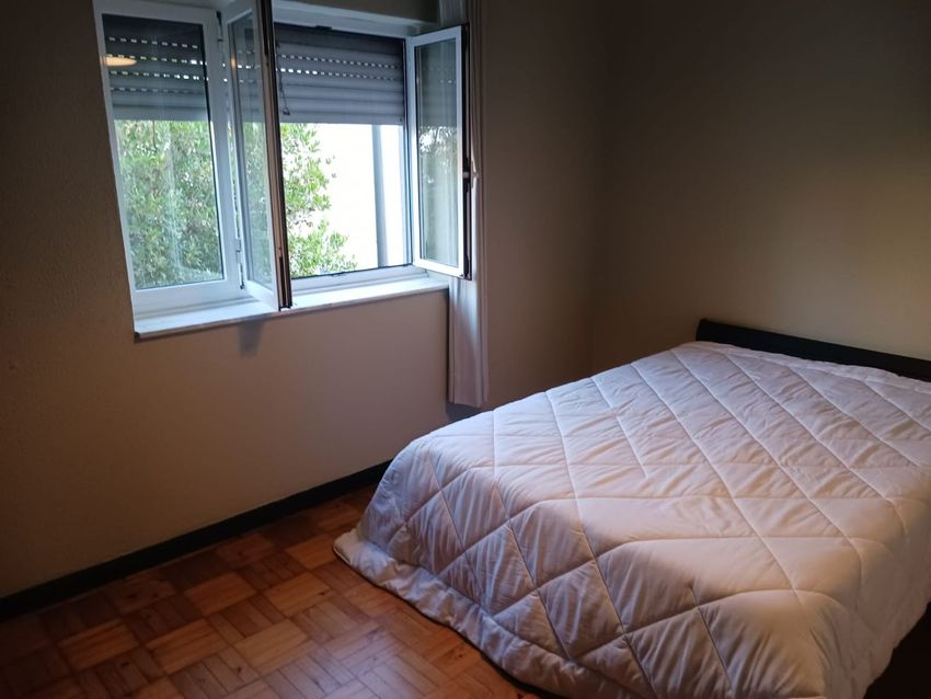 出租房间在Avenida Conde de Margaride, 245