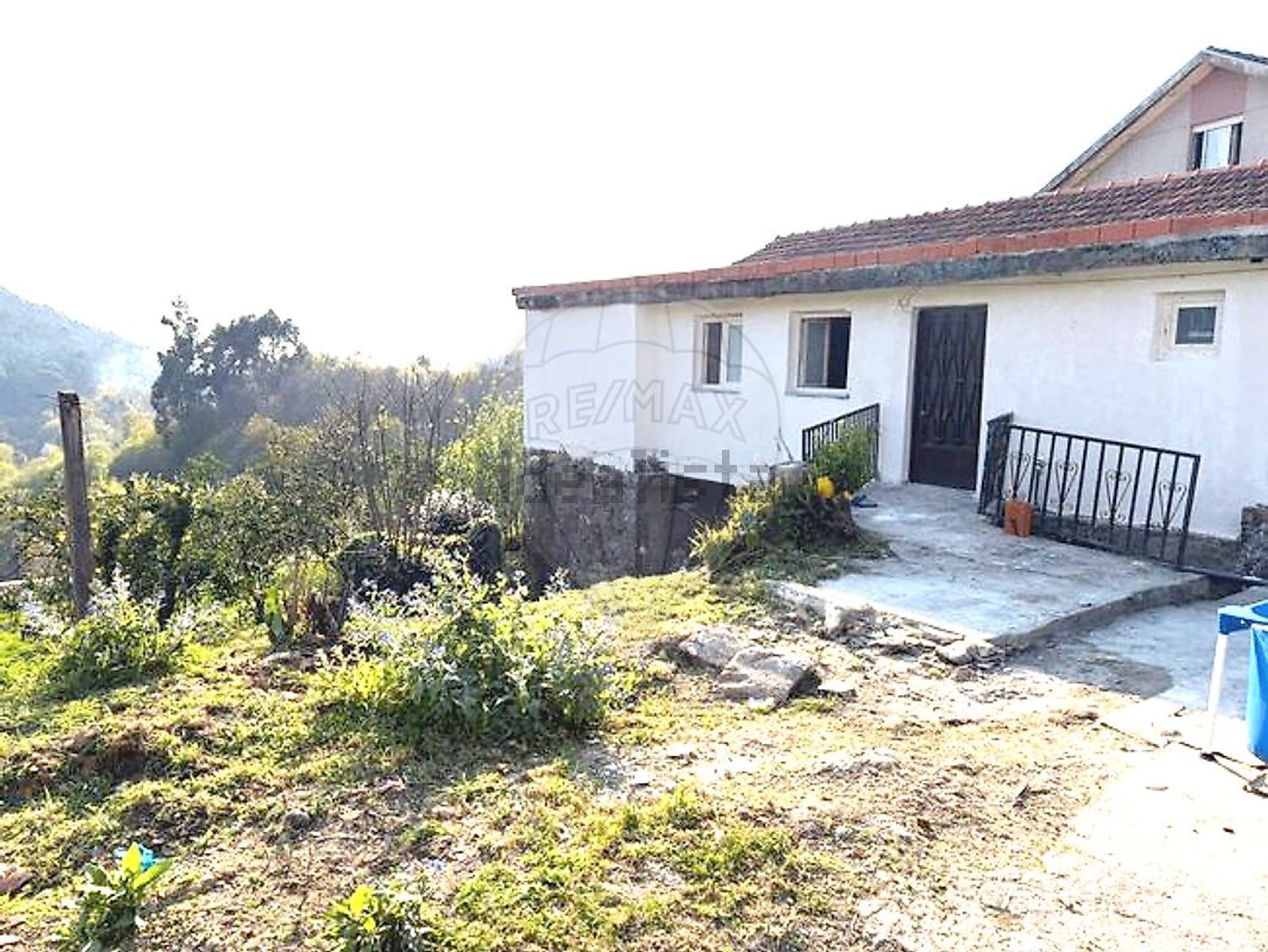 小楼房或独栋别墅出售在Ribeira do Neiva - 外立面