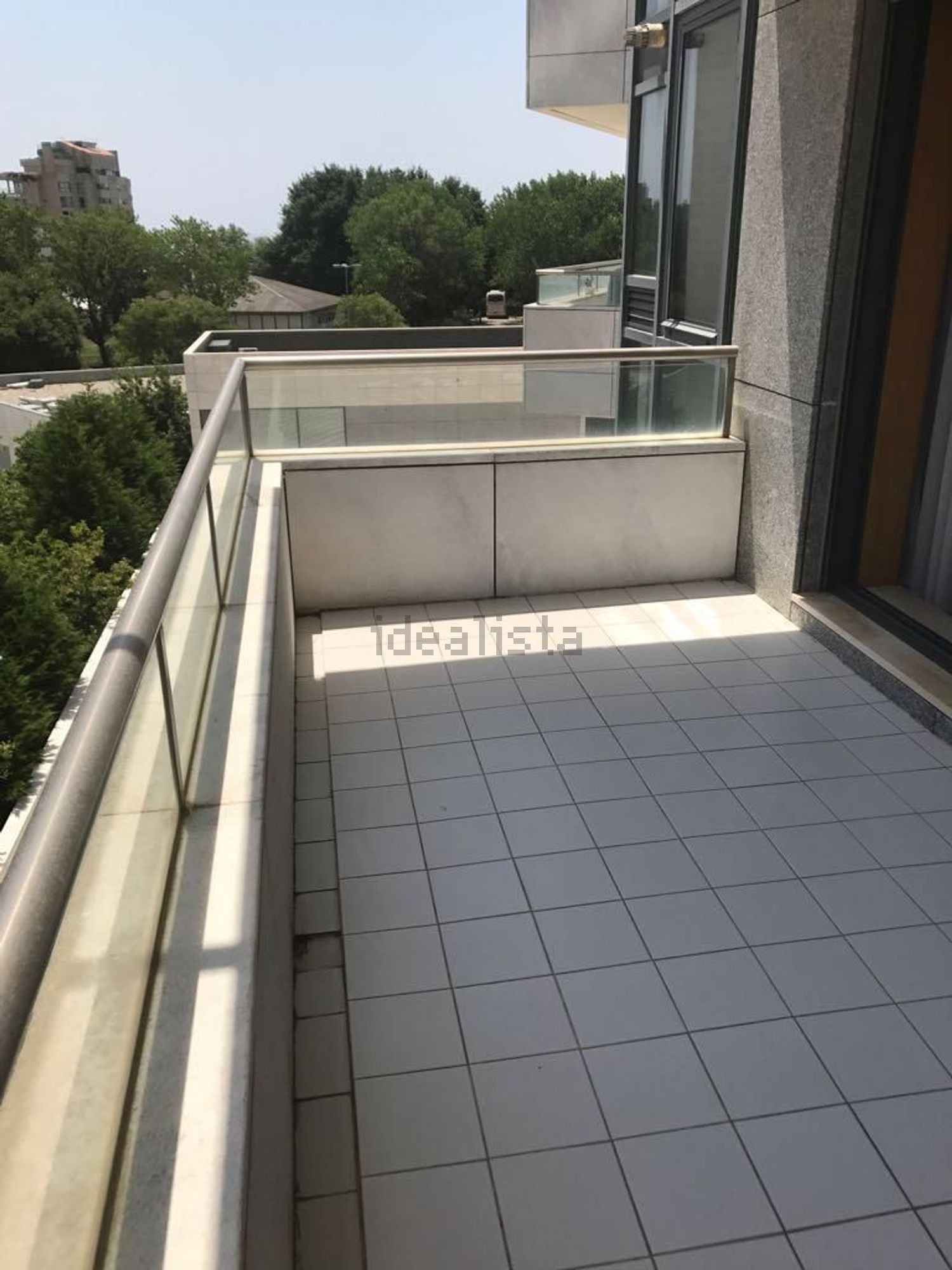 出租公寓 t2在Rua de Bartolomeu Velho, 759 - 阳台