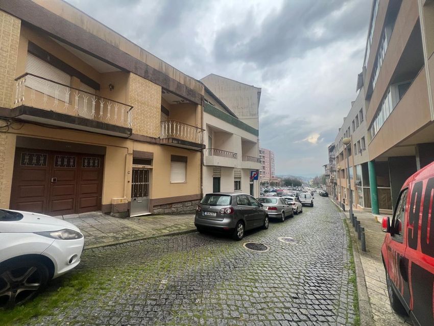 联排别墅出售在Rua da Boavista