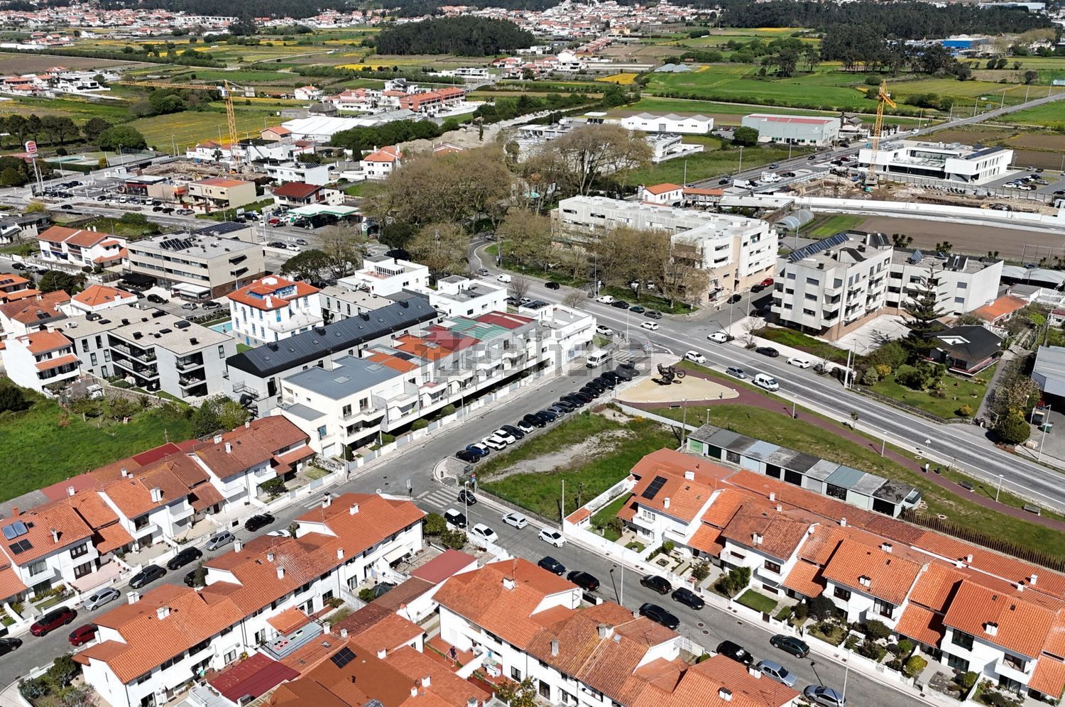 小楼房或独栋别墅出售在Rua António Cruz, 1 - 视线