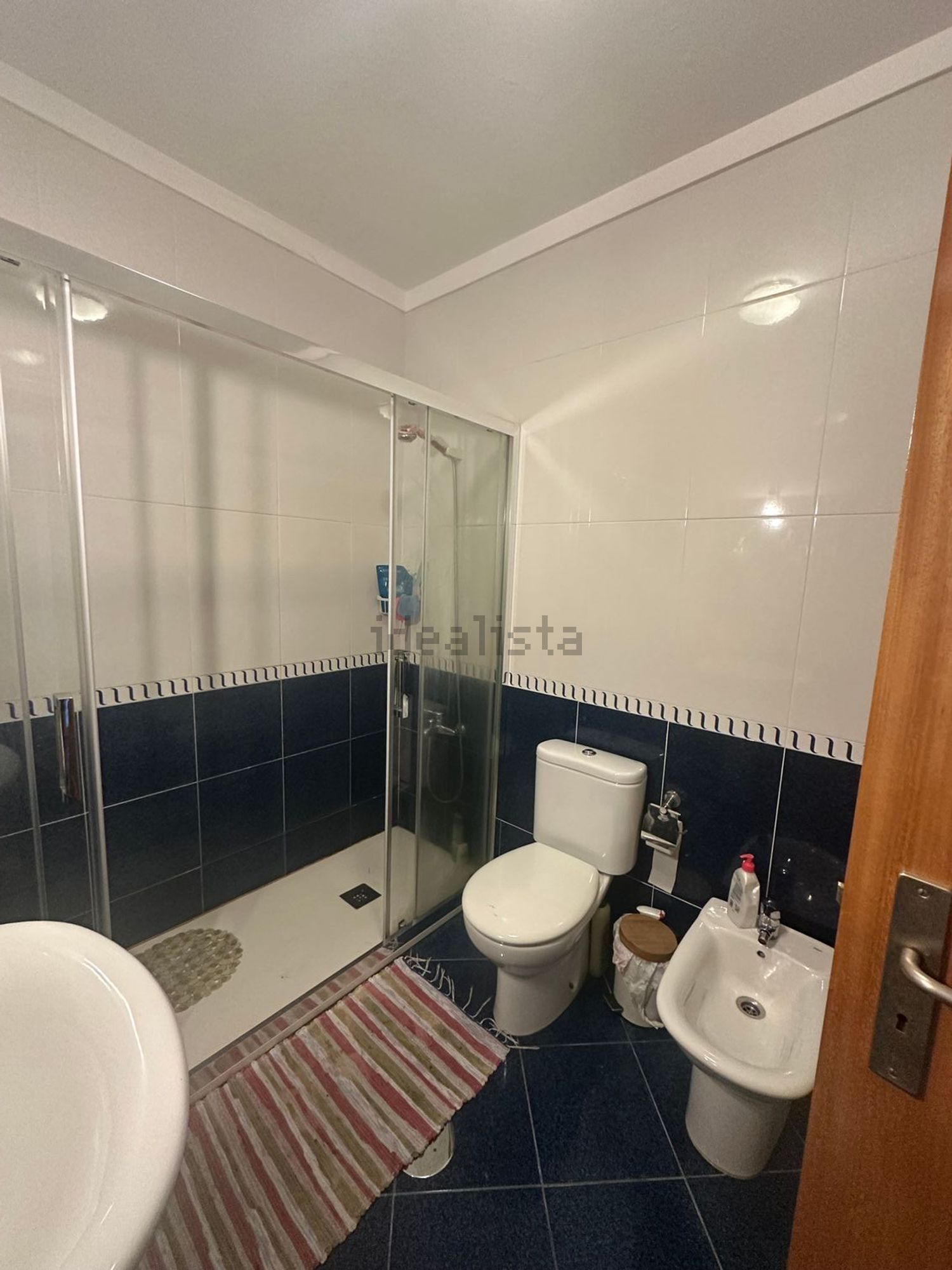 出租房间在Rua António Borges Marques Castanheiro, 68 - 卫生间