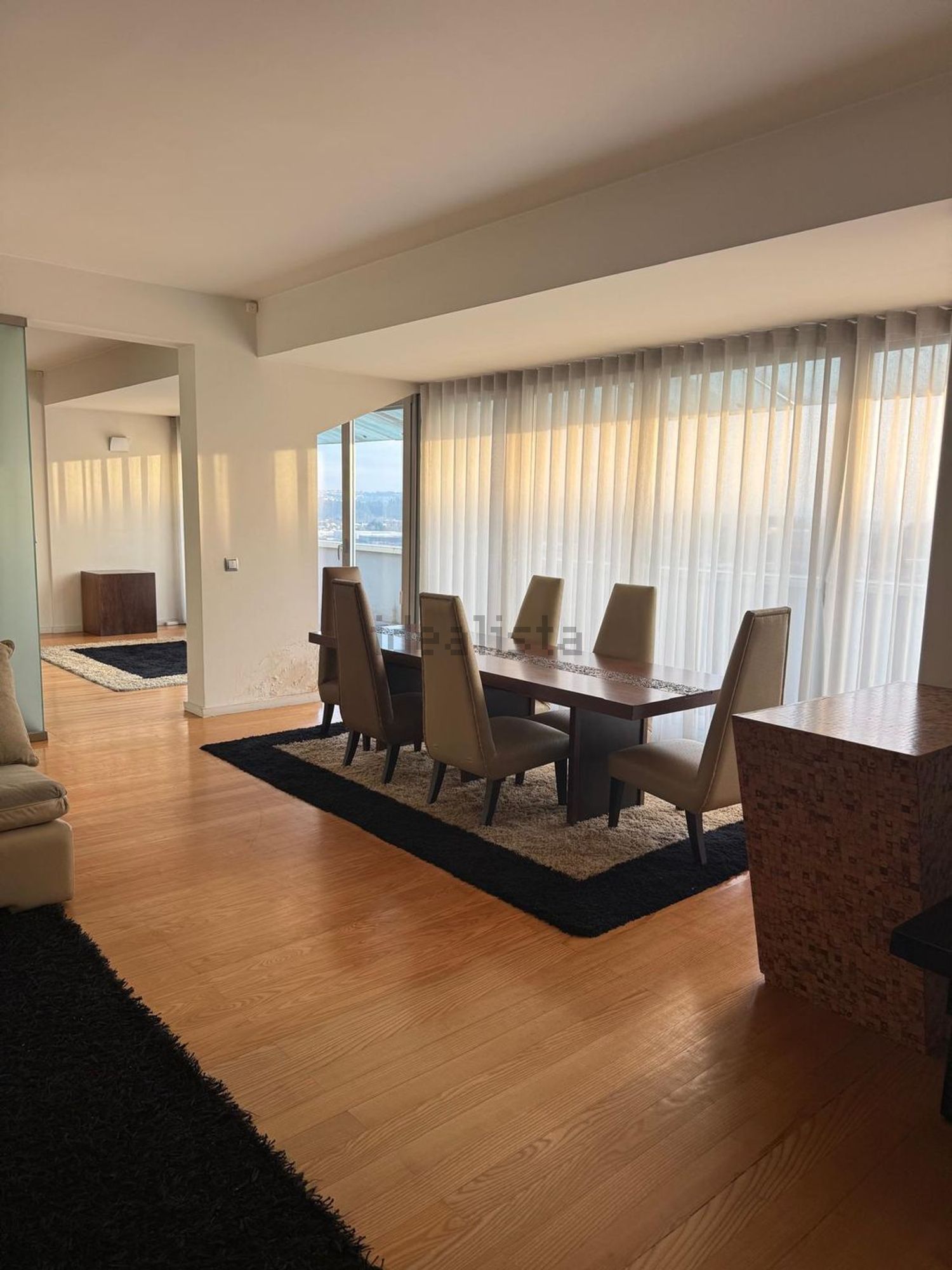 出租公寓 t3在Avenida Doutor Ribeiro de Magalhães, 1262 - 客厅