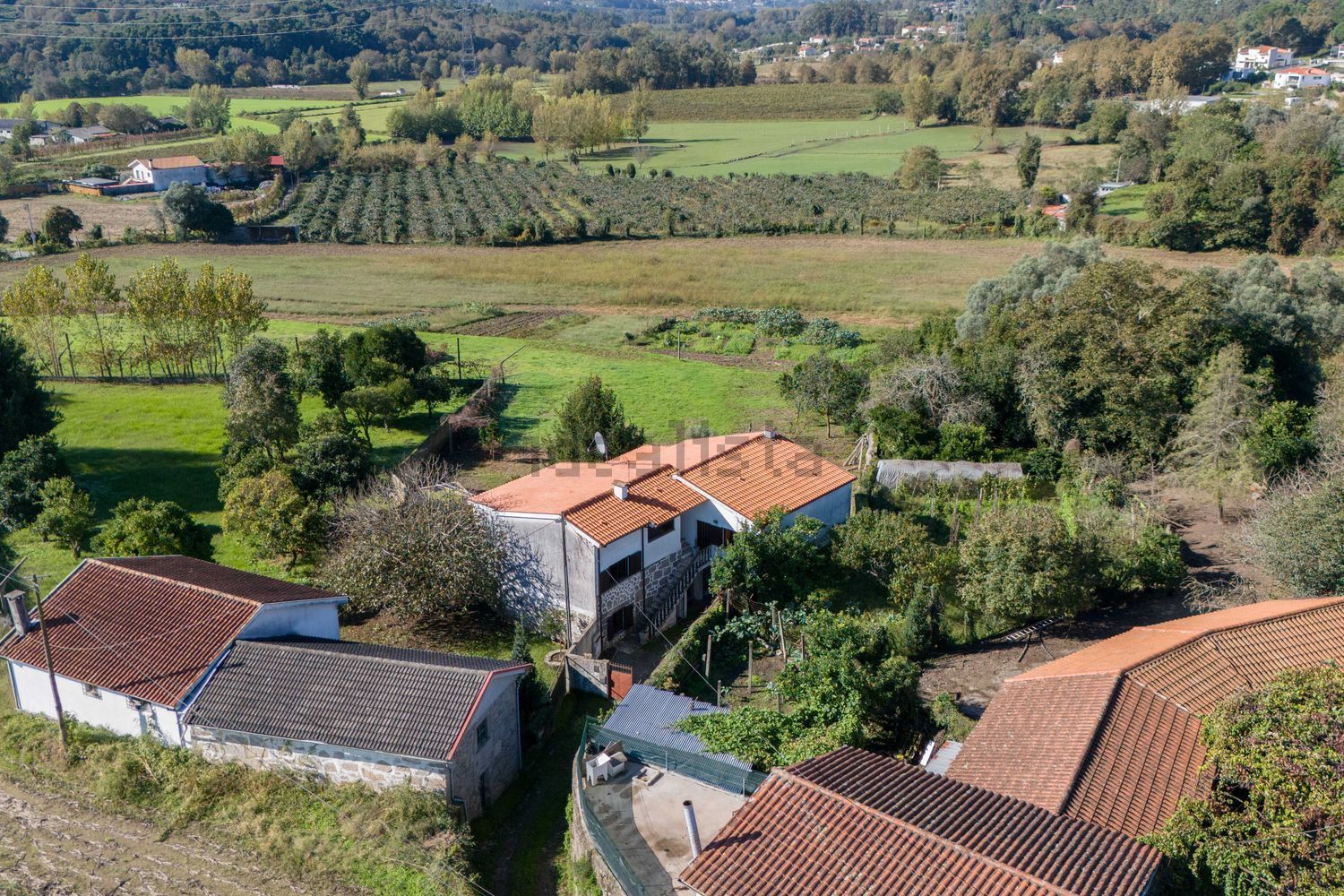 小楼房或独栋别墅出售在Travessa da Aldeia, 38 - 照片