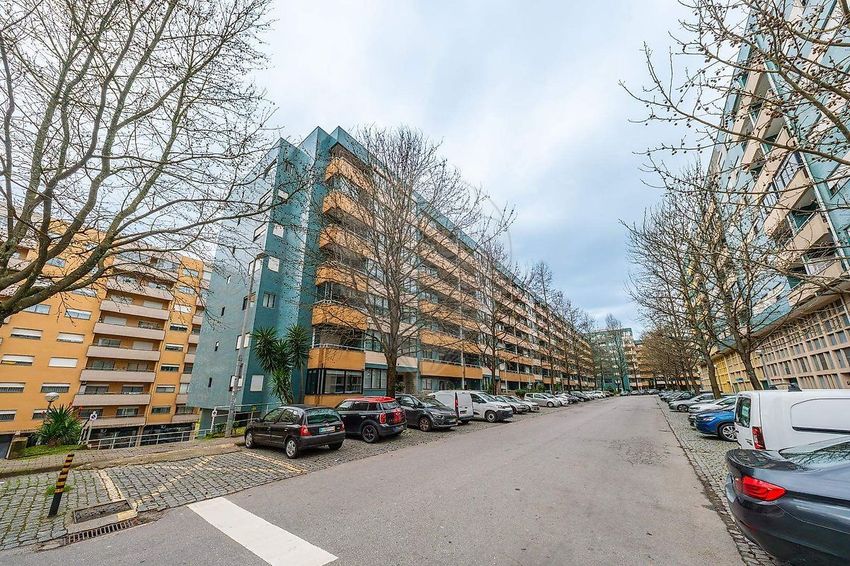 公寓 t3出售在Praceta Frei Baltazar Braga