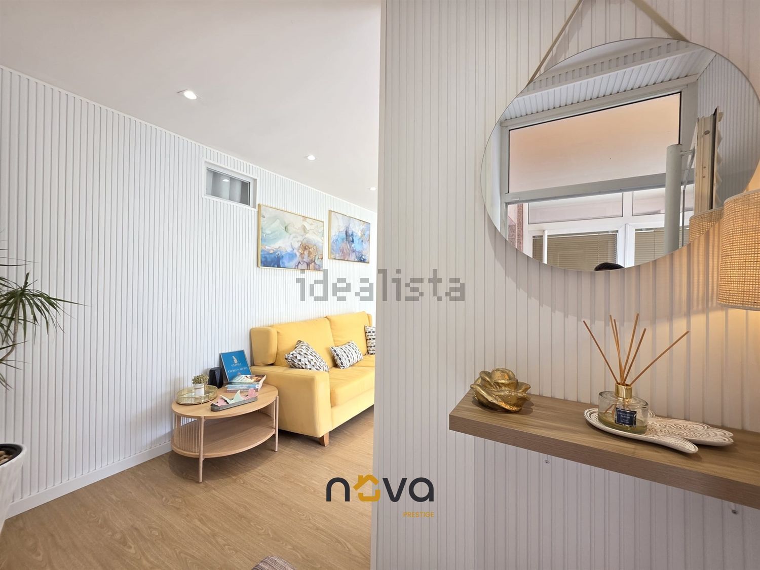 公寓 t1出售在Rua Alberto Pinheiro Torres, 174 - 前厅
