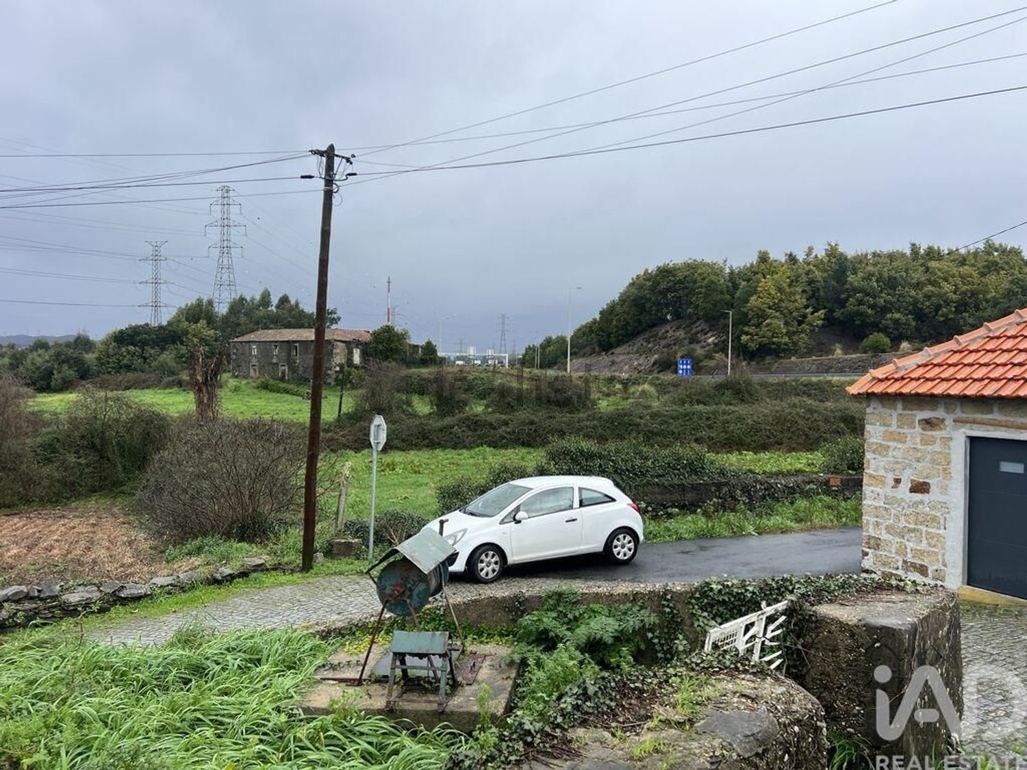 小楼房或别墅出售在Campo e Sobrado - 花园