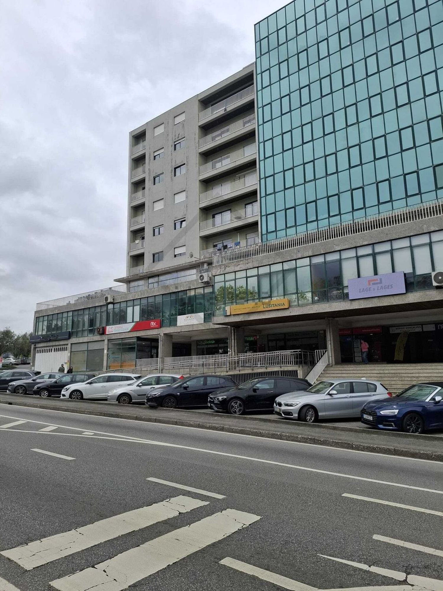 公寓 t5出售在Avenida Primeiro de Maio s/n - 视线