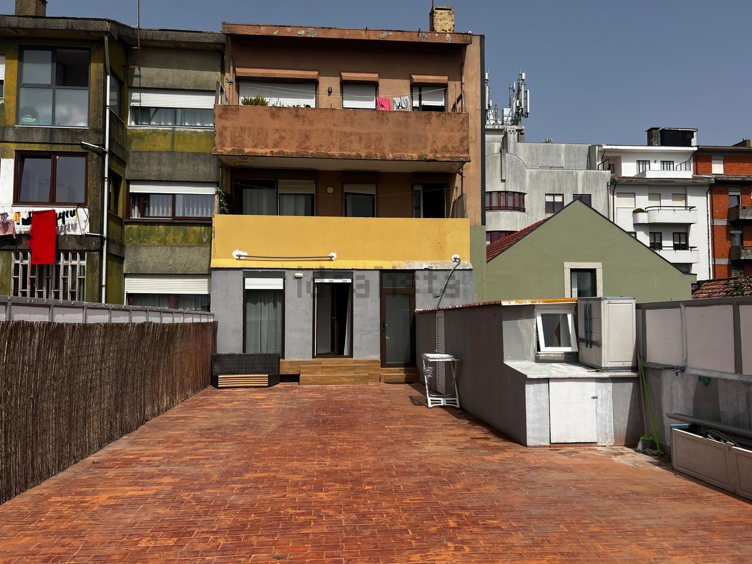 公寓 t3出售在Rua Álvaro Castelões - 外立面