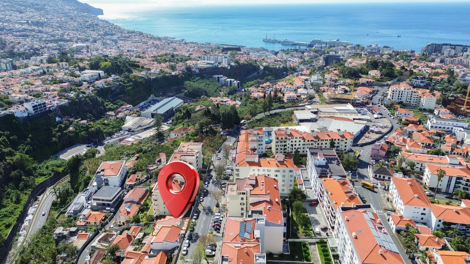 小楼房或独栋别墅出售在Avenida da Madalena s/n - 视线