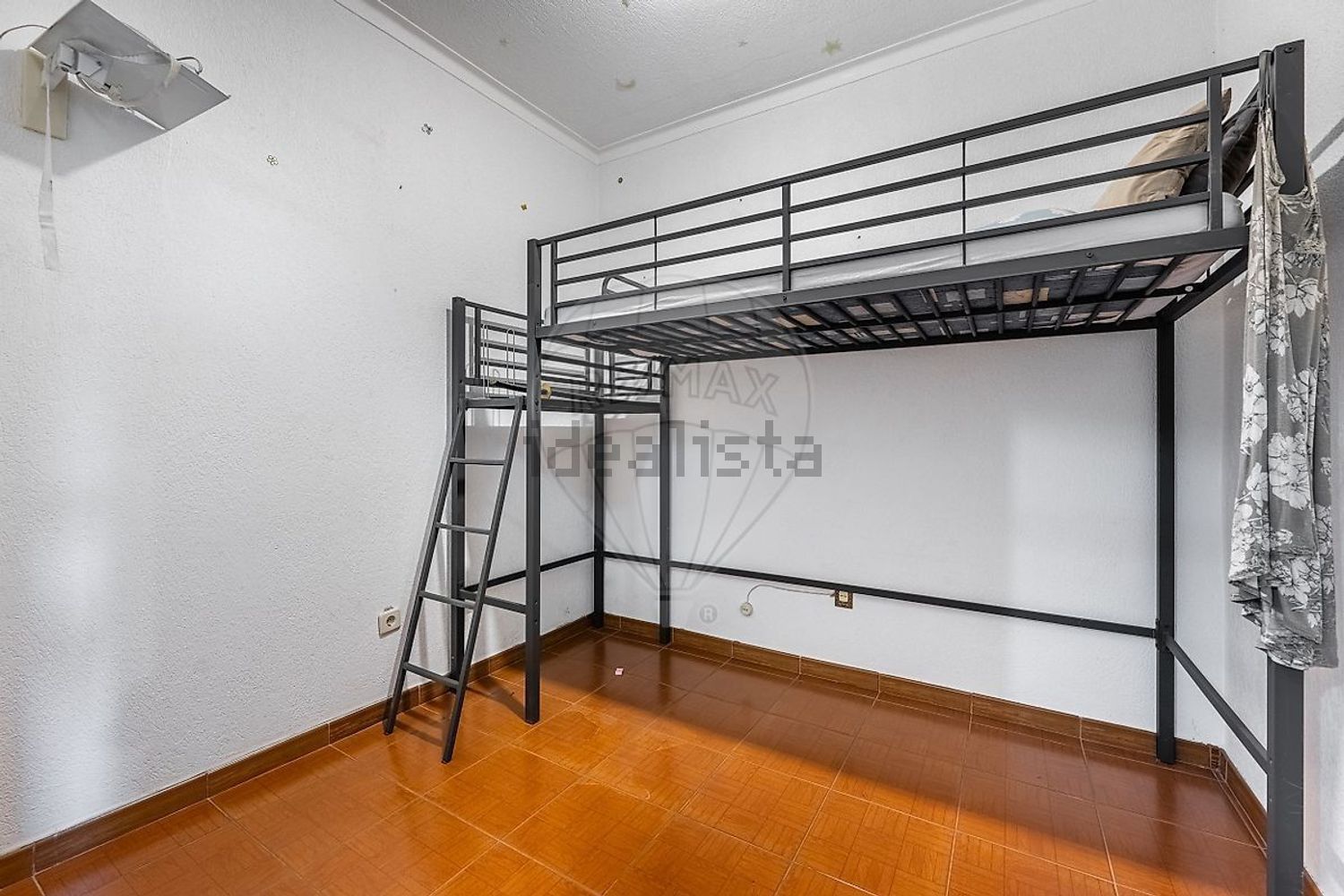 公寓 t4出售在Avenida da República, 658 - 详情