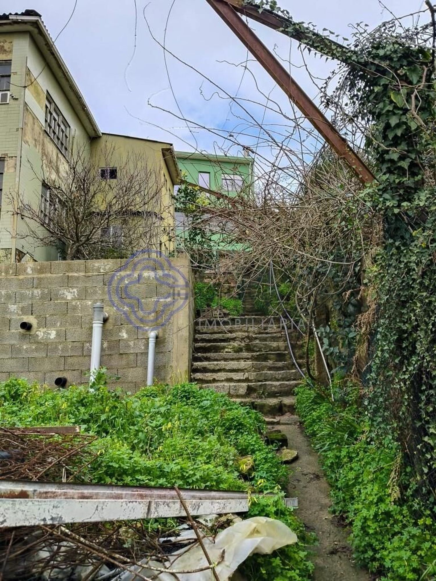 双拼别墅出售在Rua 14 de Maio s/n - 花园