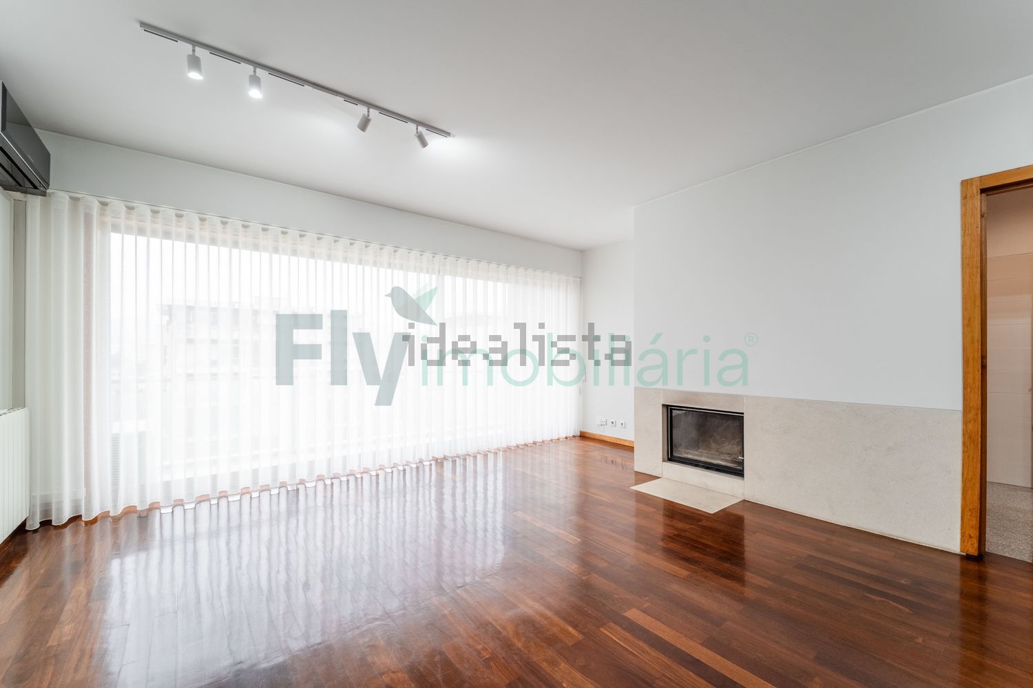 出租公寓 t3在Praça do Munícipio s/n - 照片