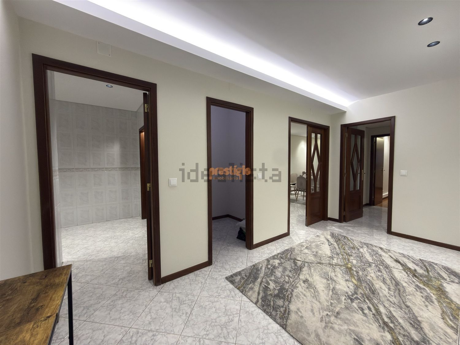出租公寓 t3在Rua Nuno de Morais, 93 - 前厅