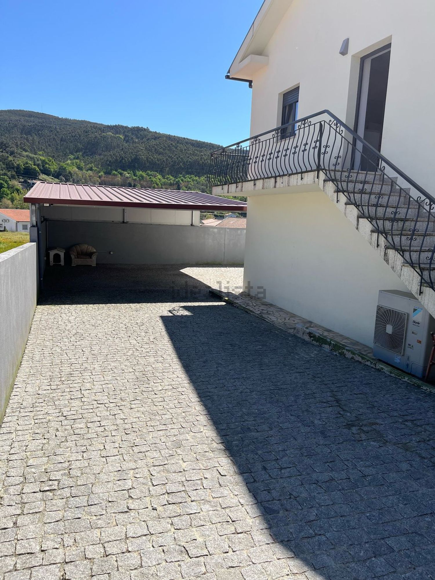 出租小楼房在Rua do rola, 24 - 阳台