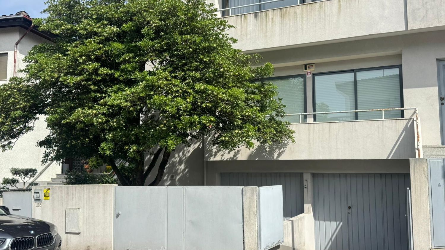 出租小楼房在Rua Teófilo Braga - 外立面