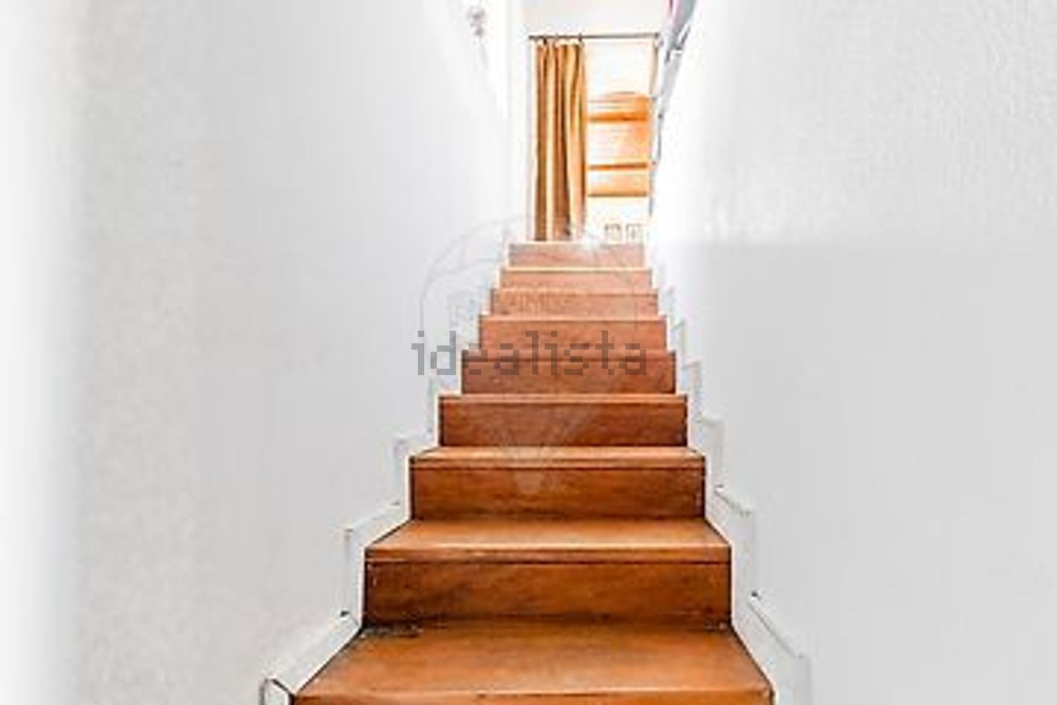 小楼房或独栋别墅出售在Rua Horácio Rebelo Portela, 1311 - 过道