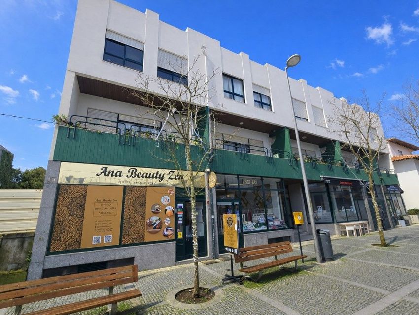 出租公寓 t3在Avenida Valentim Ribeiro, 20