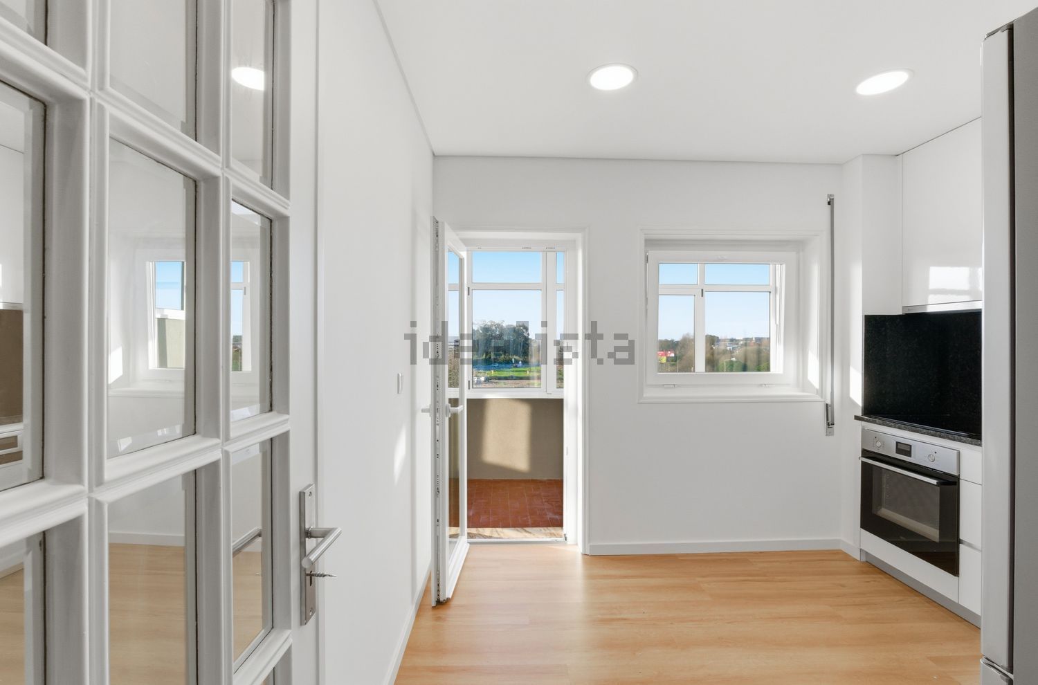 公寓 t3出售在Avenida Maria Brito, 3397 - 照片