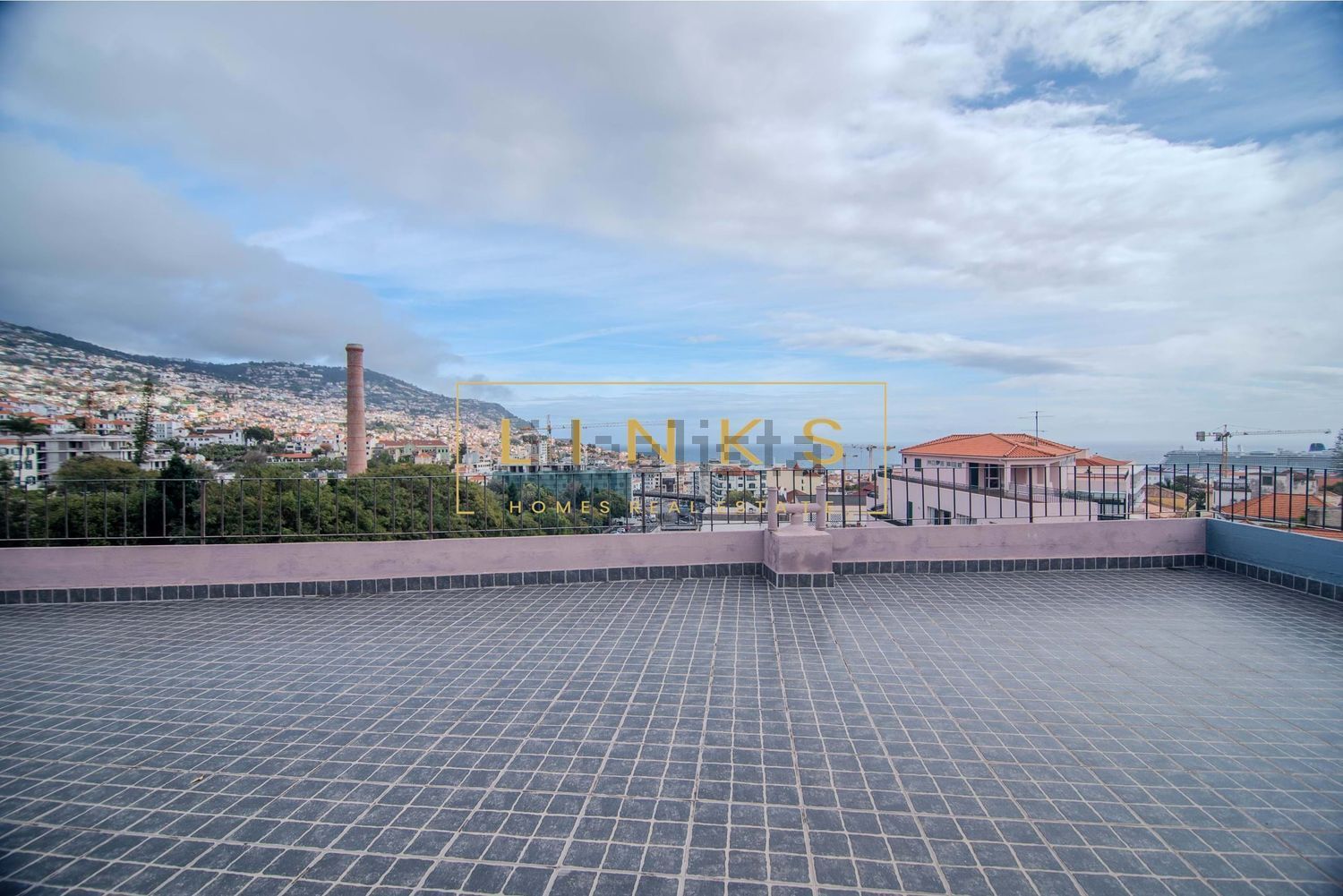 公寓 t3出售在São Pedro - 阳台