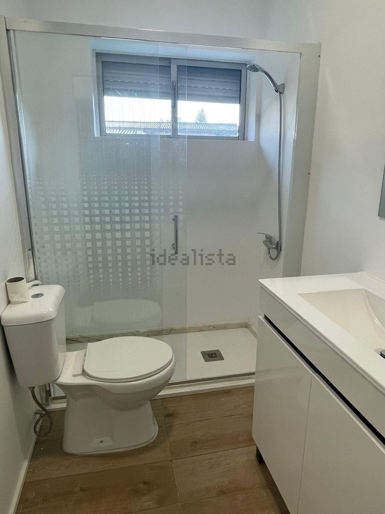 出租小楼房在Rua Alves Redol, 35 - 卫生间