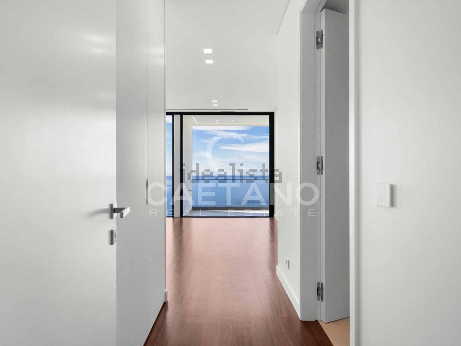 小楼房或独栋别墅出售在Calheta - 卧室