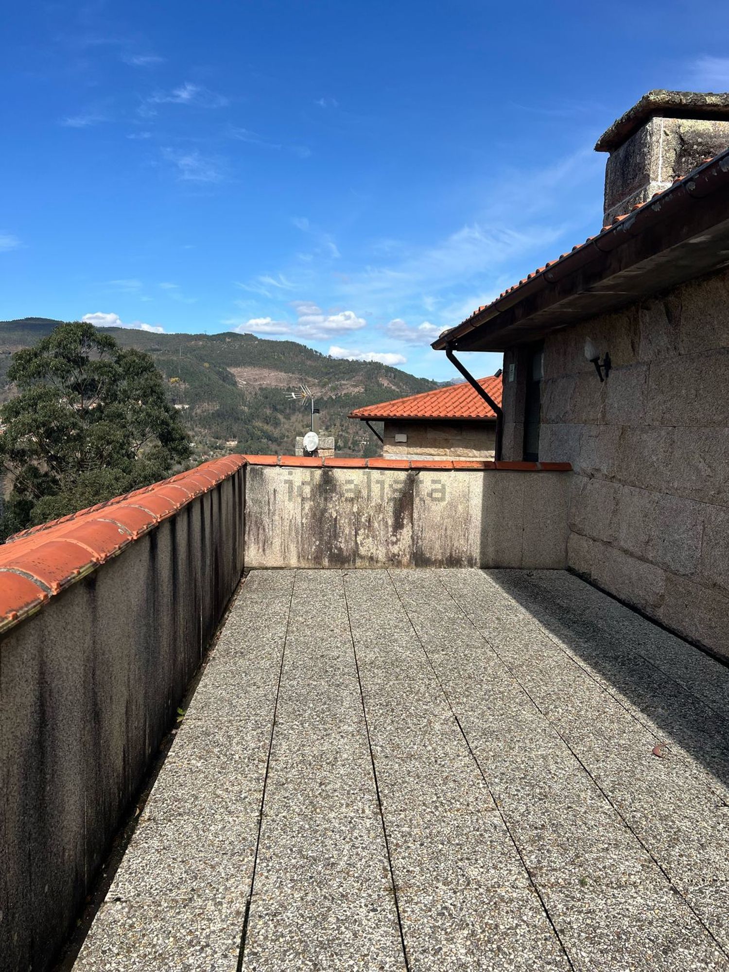 联排别墅出售在Avenida da encosta da caniçada, 39 - 阳台