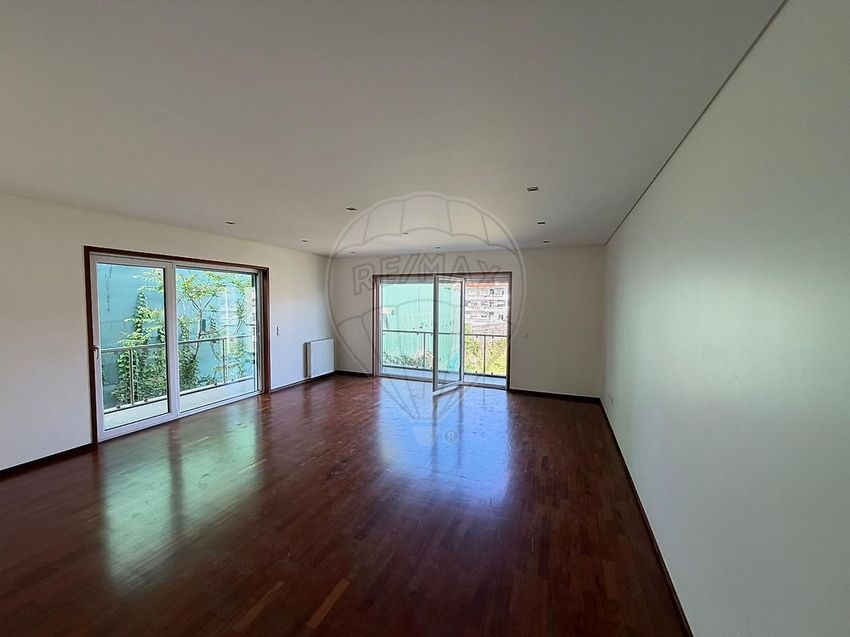 公寓 t2出售在Avenida 25 de Abril