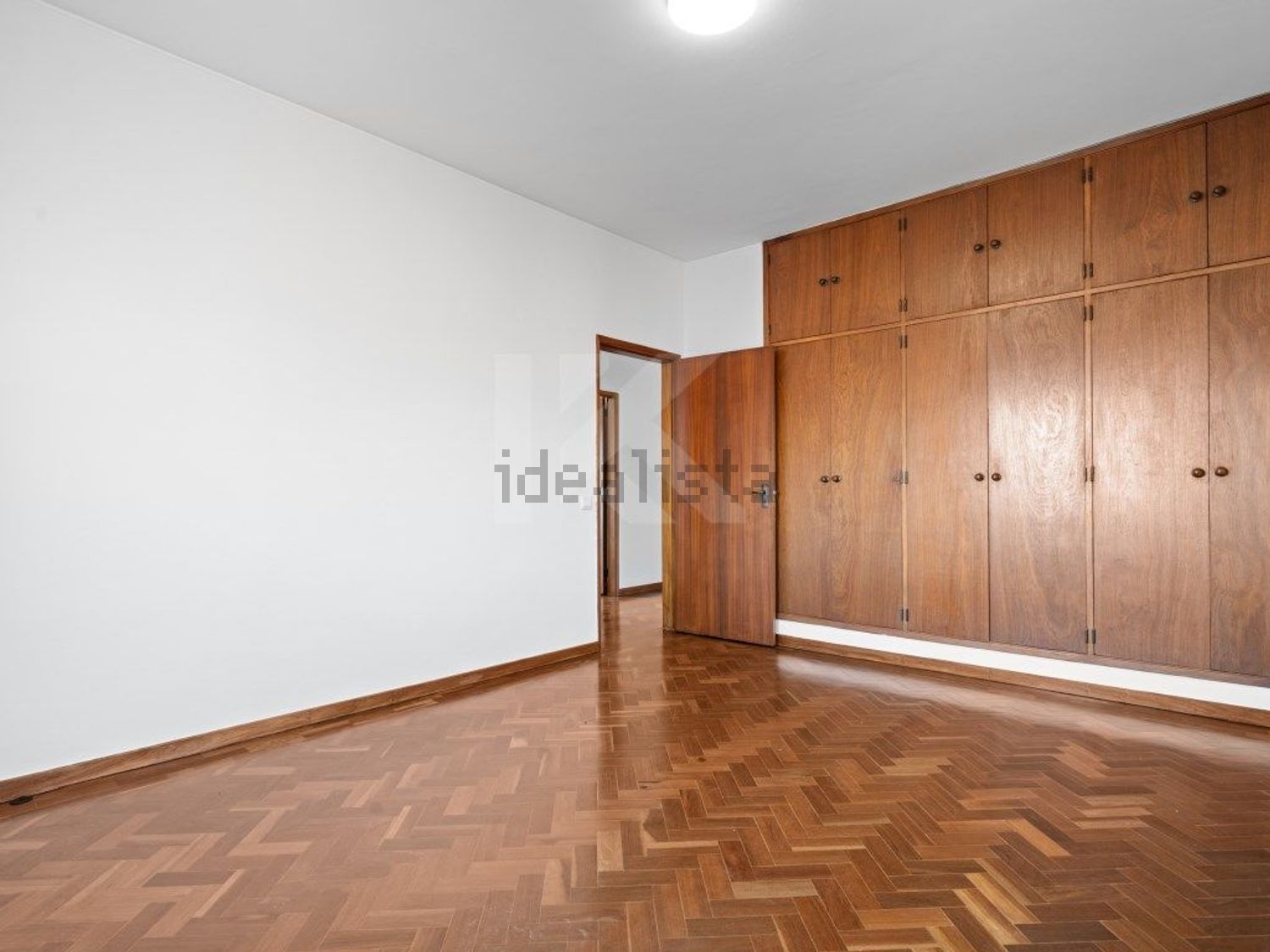 小楼房或独栋别墅出售在São Roque - 居住