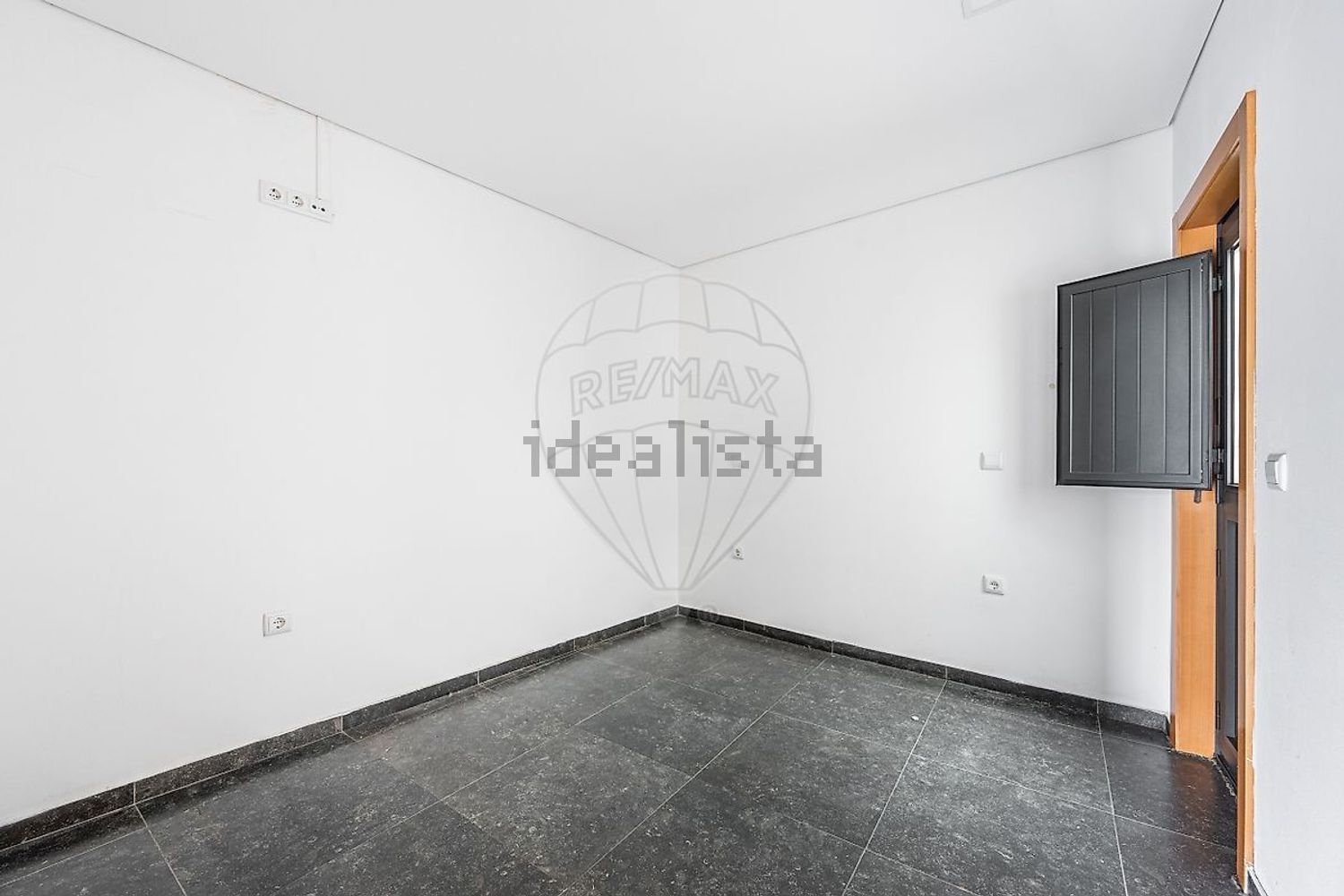 小楼房或独栋别墅出售在Rua de Santa Eulália, 728 - 居住