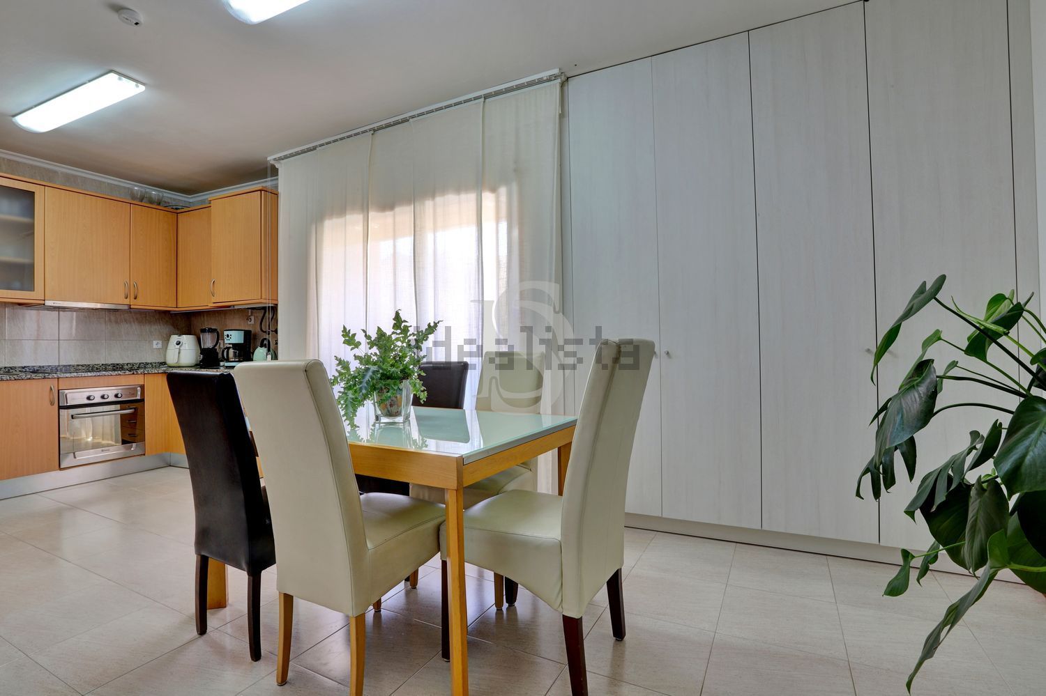 公寓 t2出售在Rua António Gomes Morim - 客厅