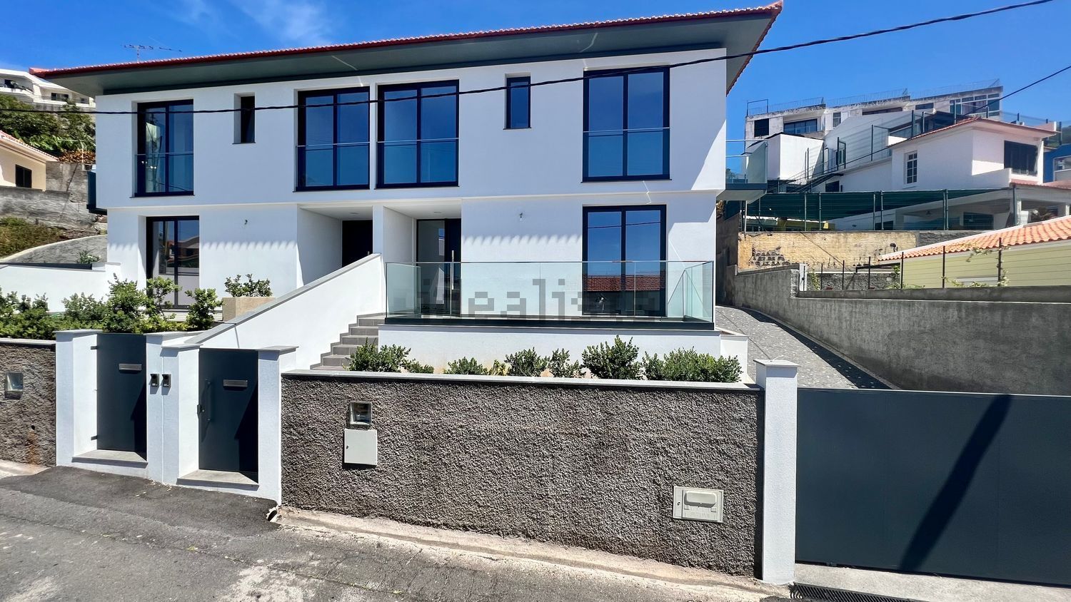 双拼别墅出售funchal s/n - 外立面