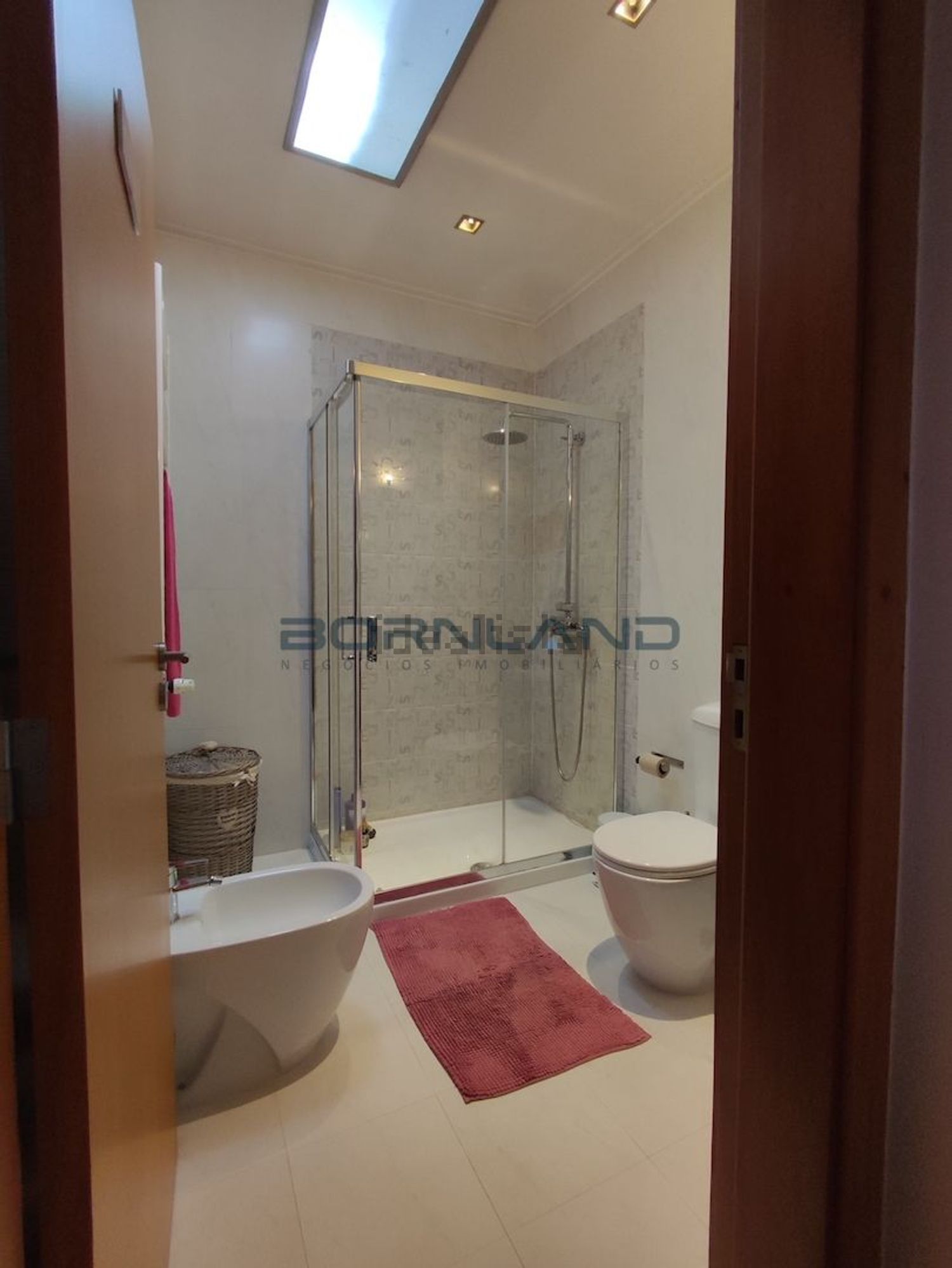 联排别墅出售在Adaúfe - 卫生间