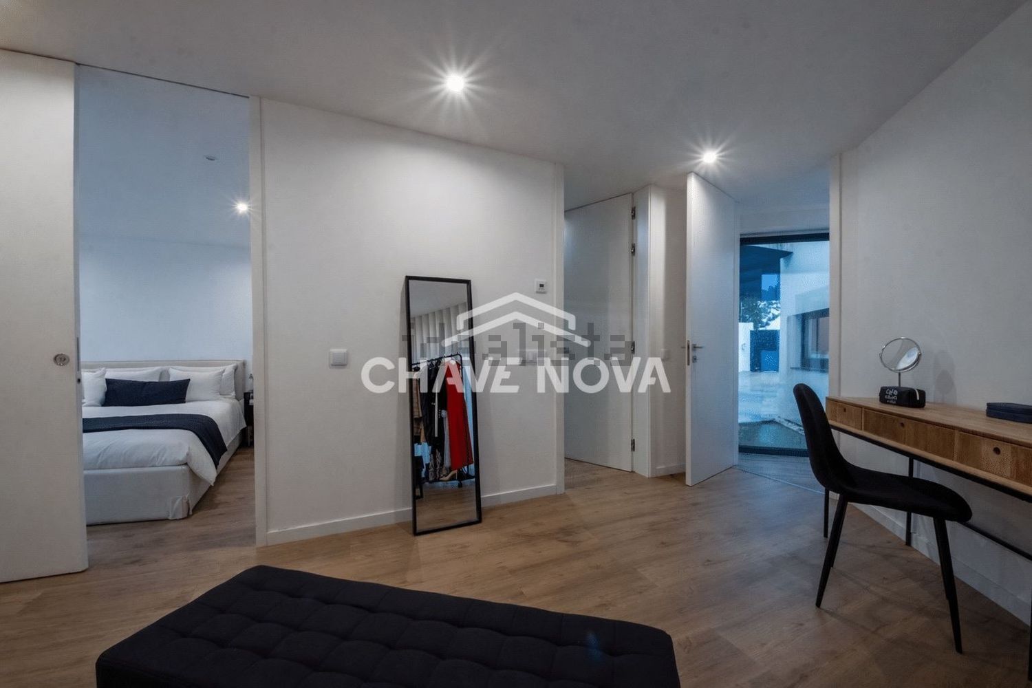 小楼房或独栋别墅出售在Avenida Central de Milheirós - 照片