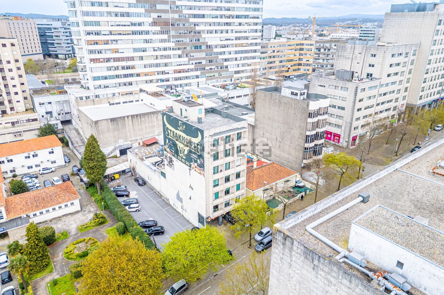 公寓 t3出售在Avenida Visconde de Barreiros, 184 - 详情