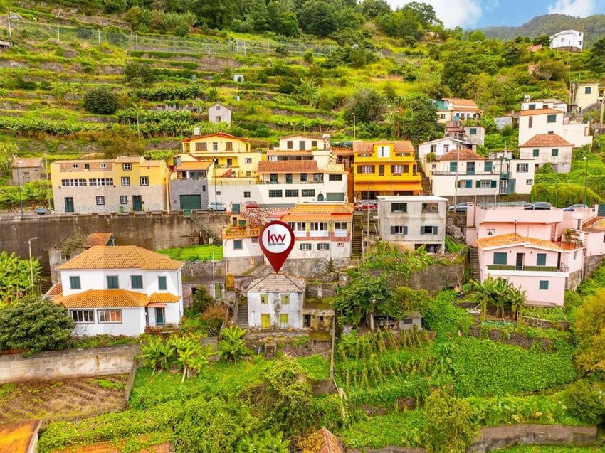 小楼房或别墅出售在Machico