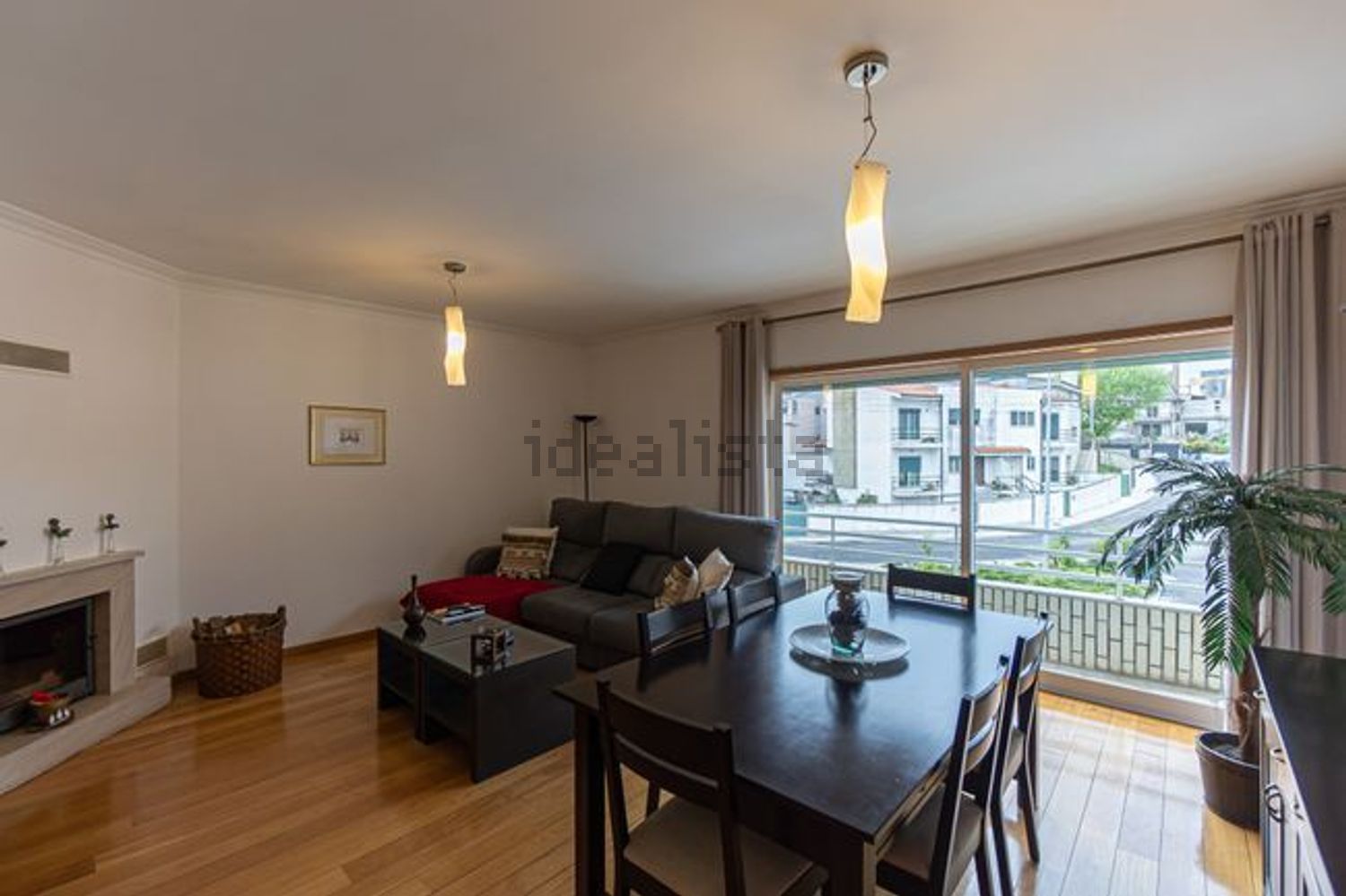 公寓 t2出售在Rua dos Castanheiros, 292 - 客厅