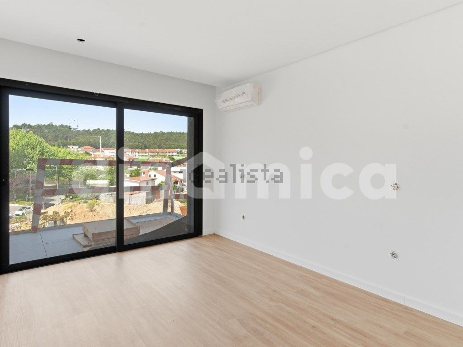 公寓 t3出售在Rua Flávia Estefânia Guimarães, 209 - 居住