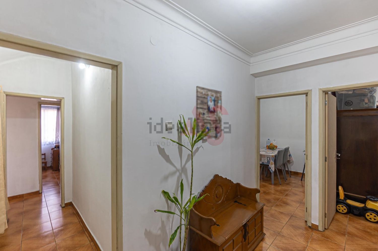 公寓 t2出售在Rua Alfageme de Santarém, 22 - 过道